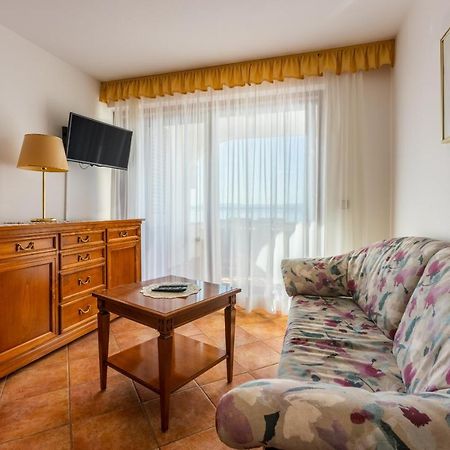 Guest House Agava Цриквениця Екстер'єр фото