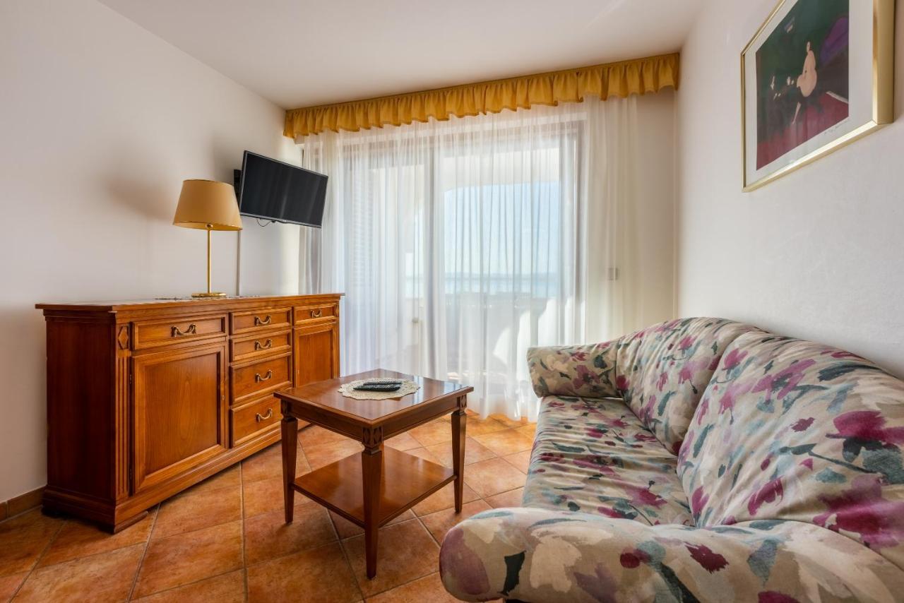 Guest House Agava Цриквениця Екстер'єр фото