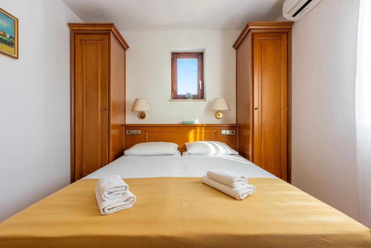 Guest House Agava Цриквениця Екстер'єр фото