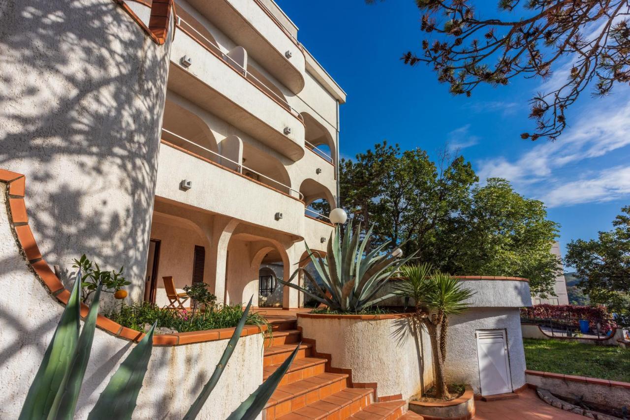 Guest House Agava Цриквениця Екстер'єр фото